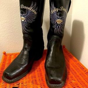 Women’s HD square toed riding boots